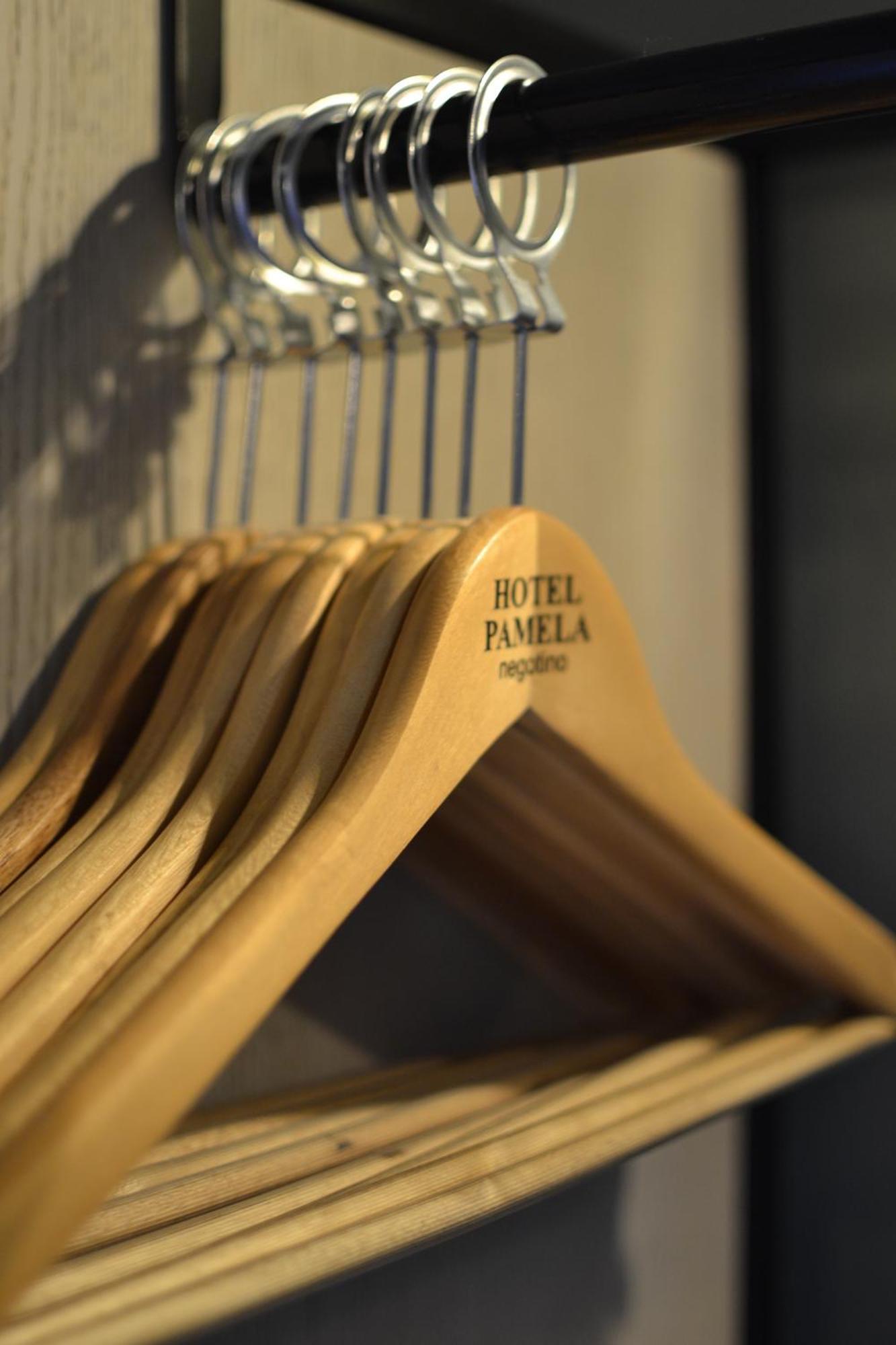 Hotel Pamela Concept เนโกทิโน ภายนอก รูปภาพ